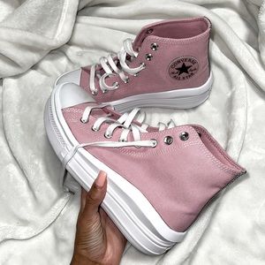 Chuck Taylor All Star Move